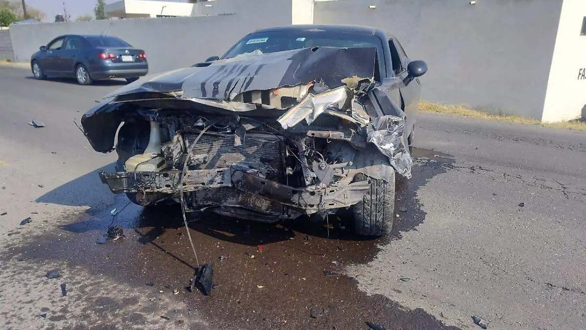 SJR POLI EL CARRO QUEDO DESTROZADO (1)